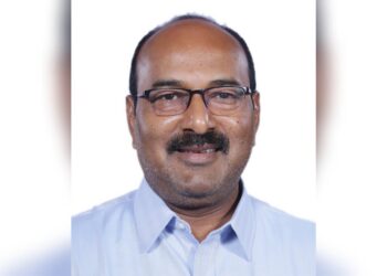 खासदार संजयकाका पाटील यांची डॉ. सार्थक हिट्टी यांच्या निवासस्थानी सदिच्छा भेट