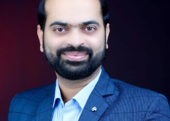 सुप्रसिद्ध अस्थिरोग तज्ञ डॉ. अरुणकुमार महिंद्रकर दर बुधवारी उमदी येथील श्री पाटील हॉस्पिटलमध्ये उपलब्ध