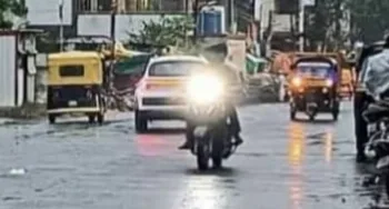 कंधार तालुक्यात वादळी वाऱ्यासह जोरदार पाऊस