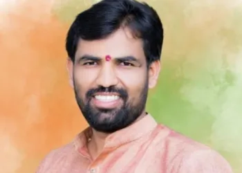 भाजपा उमेदवार राम सातपुतेंना सोलापूर जिल्हा सेवा संघाचा पाठिंबा