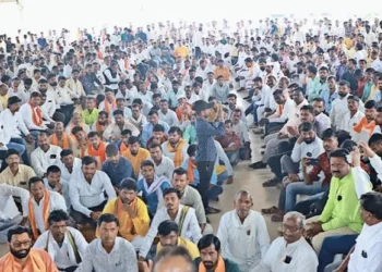 सुरत येथे नाभिक समाजाचा स्नेह मेळावा संपन्न