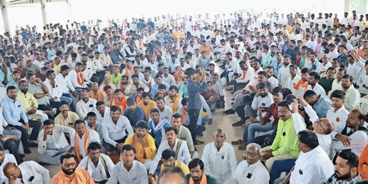 सुरत येथे नाभिक समाजाचा स्नेह मेळावा संपन्न