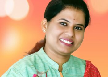 सोलापूरच्या सुप्रसिद्ध त्वचारोग तज्ञ डॉ. श्वेता होले-पाटील मंगळवेढा मल्टीस्पेशालिटी हॉस्पिटल मध्ये दर सोमवारी उपलब्ध