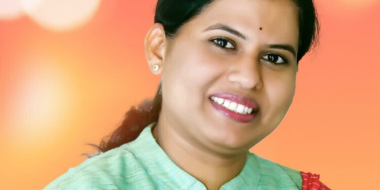 सोलापूरच्या सुप्रसिद्ध त्वचारोग तज्ञ डॉ. श्वेता होले-पाटील मंगळवेढा मल्टीस्पेशालिटी हॉस्पिटल मध्ये दर सोमवारी उपलब्ध