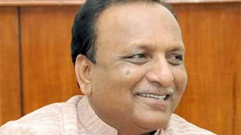 ‘लक्ष्मणा’ ची ‘रामा’ ला साथ ! शाहू परिवाराचा आमदार राम सातपुतेंना पाठिंबा ; अभिजीत ढोबळे प्रचारात झाले सक्रिय