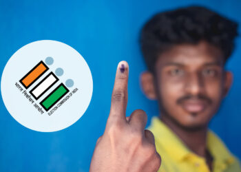 लोकशाहीच्या सर्वात मोठ्या उत्सवाची मरवडे नगरीत जय्यत तयारी, गुलाब पुष्पाने होणार मतदारांचे स्वागत ; ग्रामसेविका राखी जाधव