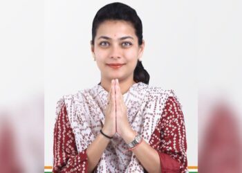 भारतीय जनता पार्टीच्या बालेकिल्ल्यात काँग्रेसचे शक्ती प्रदर्शन ; आमदार प्रणिती शिंदे यांच्या प्रचारार्थ सोलापूर शहरातून भव्य रॅली