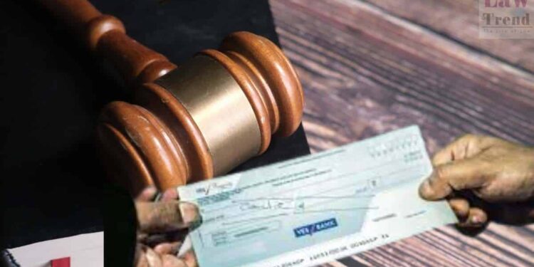 रतनचंद शहा सहकारी बँकेला दिलेला धनादेश अनादर झाल्याप्रकरणी आरोपीस नऊ महिने कारावासाची शिक्षा व नुकसान भरपाई देण्याचा आदेश