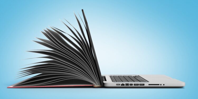 खबरदार ! लिपिकानेच फाईल माझ्याकडे आणली पाहिजे ; माध्यमिक शिक्षणाधिकारी सचिन जगताप यांनी उगारला शिस्तीचा बडगा