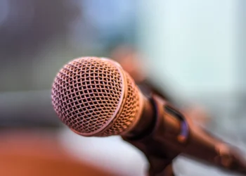 गुड्डापूर येथील श्री दानेश्वरी न्यू इंग्लिश स्कूलच्या विद्यार्थ्यांचे वक्तृत्व स्पर्धेत घवघवीत यश