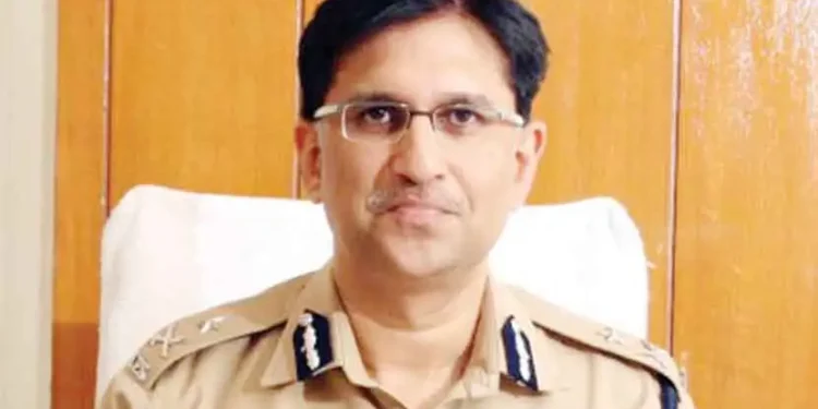 वरिष्ठ आयपीएस अधिकारी नवल बजाज यांची महाराष्ट्र दहशतवाद विरोधी पथकाचे प्रमुख (एटीएस) म्हणून नियुक्ती