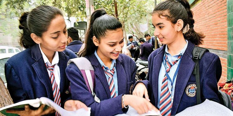 आता CBSE बोर्डाची परीक्षा होणार वर्षातून दोनदा ; केंद्र सरकारकडून मिळाली मंजुरी, जाणून घ्या काय असेल पॅटर्न