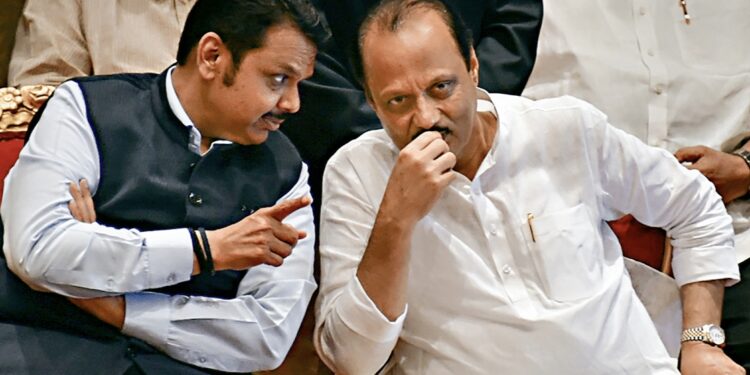 भारतीय जनता पार्टी आणि अजितदादांच्या राष्ट्रवादीत जुंपली, थेट वेगळी चूल मांडण्याची राष्ट्रवादीची धमकी ; वादात राष्ट्रवादीचे प्रदेशाध्यक्ष सुनील तटकरेंची एंट्री