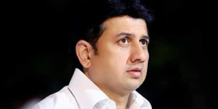 रणजीतसिंह मोहिते-पाटलांचा आमदारकीचा राजीनामा घ्या, त्यांच्या संस्थांचीही चौकशी करा ; आमदार राम सातपुतेंच्या उपस्थितीत माळशिरस तालुका महायुतीचा ठराव, सोलापूर जिल्ह्यात खळबळ