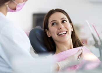 आता दातांवरही होणार मोफत उपचार ! दंत वैद्यकीय उपचार महात्मा ज्योतिराव फुले जनआरोग्य योजनेअंतर्गत ? राज्य सरकारचा मोठा निर्णय ; आरोग्यमंत्री तानाजी सावंत यांची माहिती