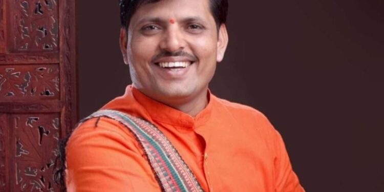 कृष्णा खोरे महामंडळाच्या अधिकाऱ्यांना आश्वासनाचा विसर, जत तालुक्यातील अंकलगीचे ग्रामस्थ पाण्यासाठी पुन्हा रस्त्यावर उतरणार : तुकाराम बाबा