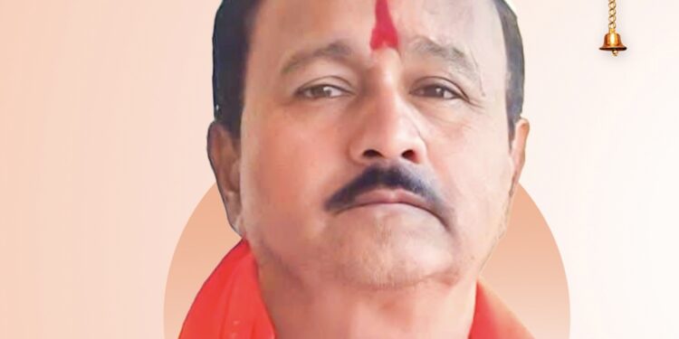 मरवडे येथील ज्येष्ठ पंचांगकर्ते संजय सन्मुख स्वामी महाराज यांचे हृदयविकाराच्या तीव्र झटक्याने निधन ; मरवडे गावावर शोककळा, आज रात्री उशिरा होणार अंत्यसंस्कार