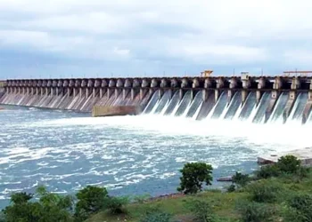 मोठी बातमी ! सोलापूर जिल्ह्याची वरदायिनी असलेले उजनी धरण 90 टक्क्यांवर, प्रशासनाकडून भीमा व सीना नदीकाठच्या नागरिकांना सतर्कतेचा इशारा ; आज उजनीतून भीमा नदीत पाणी सोडणार