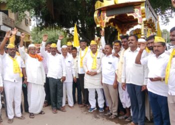 जत तालुक्यातील माडग्याळ येथे माजी मंत्री अण्णासाहेब डांगे यांच्या नेतृत्वातील पुण्यश्लोक अहिल्यादेवी होळकर संदेश यात्रेचे मोठ्या उत्साहात स्वागत