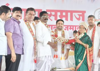 बंजारा समाज व भटक्या विमुक्त जाती जमाती मेळावा व जाहीर सत्कार समारंभ ; आमदार विक्रमसिंह सावंत व खासदार विशाल पाटील यांचे जंगी स्वागत