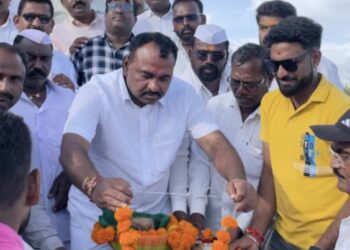 पडोळकरवाडी साठवण तलावातील पाण्याचे आमदार समाधान आवताडे यांच्या हस्ते जलपूजन ; शिरनांदगी, मारोळी व लवंगी येथील तलावही लवकरच भरणार