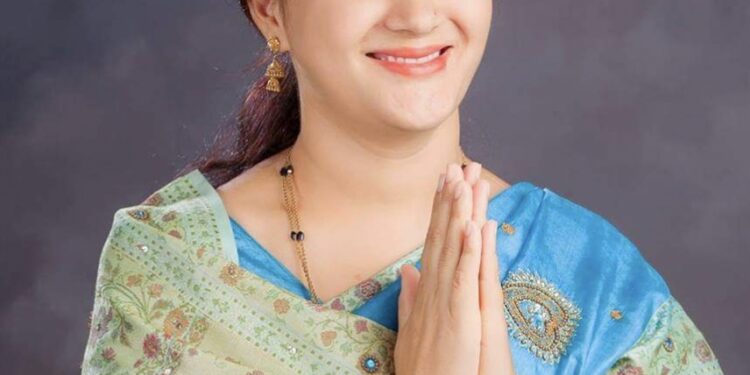 मोठी बातमी ! भारतीय जनता पार्टीच्या माजी आमदार संगीता ठोंबरे यांच्या गाडीवर हल्ला ; संगीता ठोंबरे यांच्यासह कारचालक जखमी, रुग्णालयात उपचार सुरु