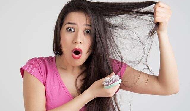 केसांचे आरोग्य ! गळणाऱ्या केसांच्या समस्यांवर आयुर्वेदिक उपचार हाच रामबाण उपाय : आयुर्वेद तज्ञ डॉ. नयना व्यवहारे