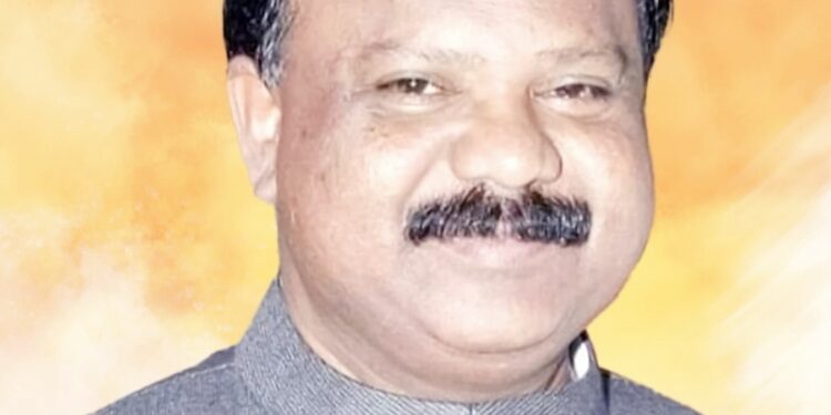 राष्ट्रीय नाभिक एकता महासंघाचे राष्ट्रीय अध्यक्ष भगवानराव बिडवे आज सोलापूर जिल्हा दौऱ्यावर ; सांगोला येथील नाभिक समाजाच्या उपोषण स्थळी देणार भेट