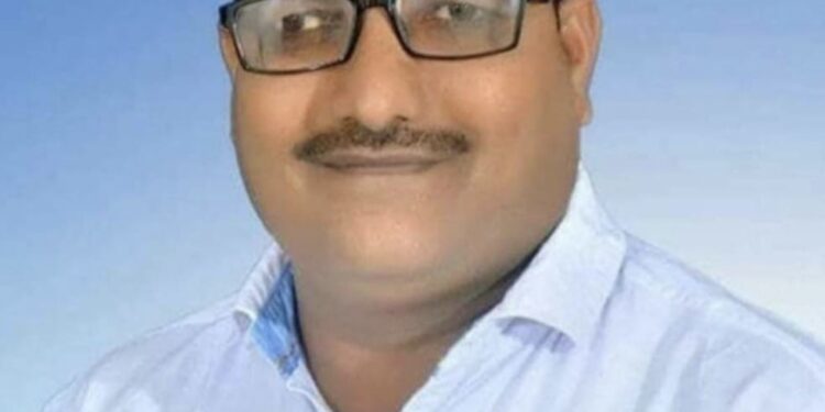 सोमवारी मुंबईतील आझाद मैदानावर होणाऱ्या नाभिक समाजाच्या आंदोलनासाठी कोल्हापूर जिल्ह्यातून हजारोंच्या संख्येने नाभिक समाज बांधव मुंबईच्या दिशेने रवाना : नाभिक नेते अनिल संकपाळ