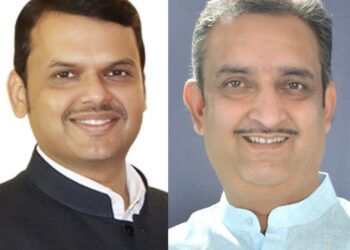 महाराष्ट्र भाजपचे बिग बॉस देवेंद्र फडणवीसांच्या मंगळवेढ्यातील कार्यक्रमाला प्रशांत परिचारकांची दांडी ; जिल्ह्यात चर्चांना उधान, लवकरच राजकीय भूमिका स्पष्ट होणार, शरद पवारांची तुतारी हाती घेण्याची शक्यता?