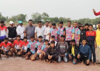 कौतुकास्पद ! पश्चिम विभाग वैयक्तिक मैदानी क्रीडा स्पर्धेत माध्यमिक आश्रमशाळा, कला व विज्ञान महाविद्यालय बालाजीनगर येथील विद्यार्थ्यांचे घवघवीत यश