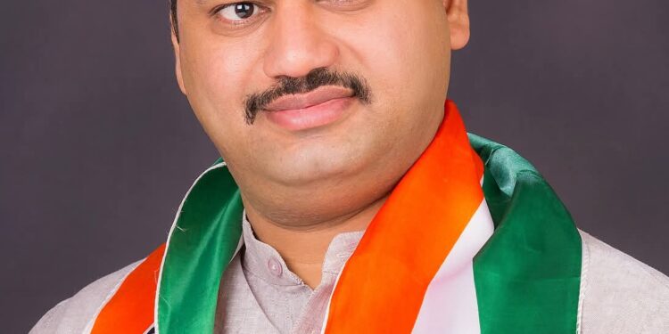 मुंडेंची वाट काटेरीच ! बीडचा झाला आहेच, धाराशिवचा बिहार करू नका, मंत्री धनंजय मुंडे आमच्या जिल्ह्याचे पालकमंत्री नकोच ; मुंडेंच्या पालकमंत्रीपदाला धाराशिवकरांचाही विरोध