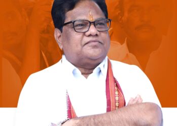 धक्कादायक ! राज्याचे माजी आरोग्यमंत्री आमदार तानाजी सावंत यांच्या मुलाचे अपहरण ; पुणे विमानतळावरून बेपत्ता, पोलिसात अपहरणाचा गुन्हा दाखल, तानाजी सावंत म्हणाले कमीत कमी 15 ते 20 फोन….