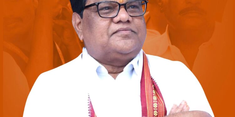 धक्कादायक ! राज्याचे माजी आरोग्यमंत्री आमदार तानाजी सावंत यांच्या मुलाचे अपहरण ; पुणे विमानतळावरून बेपत्ता, पोलिसात अपहरणाचा गुन्हा दाखल, तानाजी सावंत म्हणाले कमीत कमी 15 ते 20 फोन….