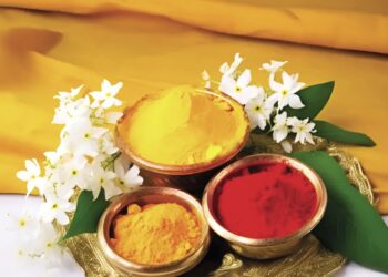 आज मंगळवेढा येथे रोटरी क्लब ऑफ मंगळवेढा सिटीच्या वतीने महिलांसाठी हळदी कुंकू समारंभाचे आयोजन ; पुनम देवदास, प्राचार्य कैलास करांडे, डॉ. नयना पाटील-व्यवहारे, डॉ. सुरेश व्यवहारे, प्राचार्य सुधीर पवार यांची प्रमुख उपस्थिती