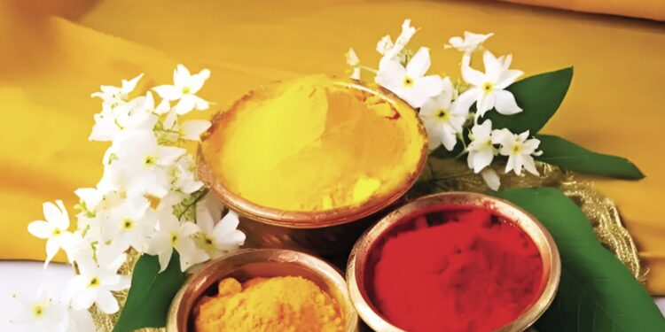 आज मंगळवेढा येथे रोटरी क्लब ऑफ मंगळवेढा सिटीच्या वतीने महिलांसाठी हळदी कुंकू समारंभाचे आयोजन ; पुनम देवदास, प्राचार्य कैलास करांडे, डॉ. नयना पाटील-व्यवहारे, डॉ. सुरेश व्यवहारे, प्राचार्य सुधीर पवार यांची प्रमुख उपस्थिती