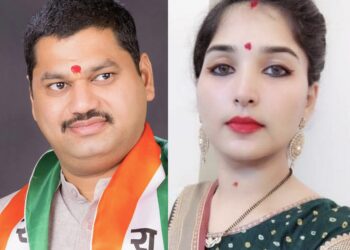 मंत्री धनंजय मुंडेंच्या अडचणीत वाढ ! खटला जिंकताच करुणा शर्मा ॲक्शन मोडवर ; आमदारकीचा राजीनामा द्या म्हणत करुणा शर्मा धनंजय मुंडे यांच्या संपत्तीवर देखील दावा करणार, काय आहे प्रकरण?