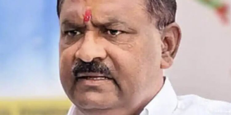 मोठी बातमी ! भारतीय जनता पार्टीचे बहुचर्चित आमदार सुरेश धस यांची आमदारकी धोक्यात? कोर्टाने दिला महत्त्वाचा आदेश, नेमके प्रकरण काय?