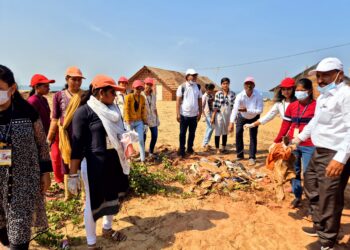 मंगळवेढा येथील श्री संत दामाजी महाविद्यालयाच्या शैक्षणिक अभ्यास सहलीमध्ये विद्यार्थी व प्राध्यापकांनी केली गडकिल्ल्यांची स्वच्छता : प्रा. डॉ. जावेद तांबोळी