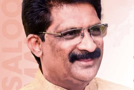 कोल्हापूर जिल्हा नाभिक दुकान मालक जनसेवा संघातर्फे सलून मॅनेजमेंट व फायनान्शियल मॅनेजमेंट या विषयावर चर्चासत्र संपन्न : अध्यक्ष श्रीकांत झेंडे