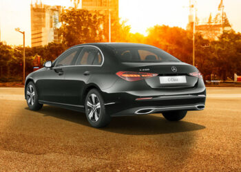 लाडक्या बहिणींना मोठा धक्का ! राज्य सरकार घेणार चारचाकी वाल्या कुटुंबातील लाडक्या बहिणींचा शोध ; आत्तापर्यंत 4 हजार 398 घरांमध्ये प्रत्यक्ष जाऊन केली तपासणी, महिला व बालकल्याण विभाग ॲक्शन मोडवर