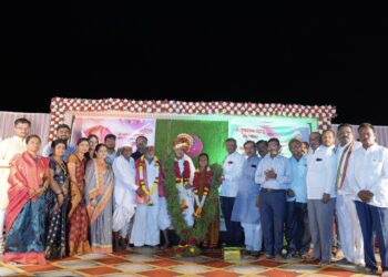 ज्येष्ठांचा अनुभव ही संस्कार शिदोरी : सुरेश पवार ; ओझेवाडीचे माजी सरपंच तुकाराम क्षिरसागर यांचा सहस्त्रचंद्र दर्शन सोहळा संपन्न