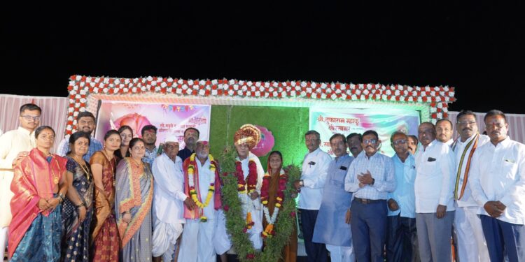 ज्येष्ठांचा अनुभव ही संस्कार शिदोरी : सुरेश पवार ; ओझेवाडीचे माजी सरपंच तुकाराम क्षिरसागर यांचा सहस्त्रचंद्र दर्शन सोहळा संपन्न