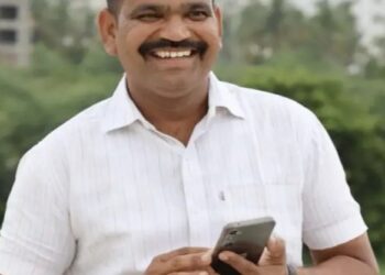 धक्कादायक ! ग्रामीण पोलीस दलातील पोलीस हवालदार इंदापुरातून बेपत्ता ; चिठ्ठीमध्ये अधिकाऱ्यांवर गंभीर आरोप, पोलीस ठाण्यासमोर आत्महत्या करण्याचा पत्नीचा इशारा, पोलीस दलात खळबळ