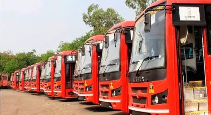 प्रवाशांच्या सेवेसाठी ! ग्रुप बुकिंग केल्यास आता आपल्या गावातून थेट पंढरपूरला एसटी बसने जाता येणार ; आषाढी वारीसाठी राज्य परिवहन महामंडळाच्या 5 हजार विशेष बसेस : परिवहनमंत्री प्रताप सरनाईक