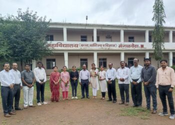 कौतुकास्पद ! पुण्यश्लोक अहिल्यादेवी होळकर सोलापूर विद्यापीठाच्या आंतरमहाविद्यालयीन बुद्धिबळ स्पर्धेत मंगळवेढा येथील श्री संत दामाजी महाविद्यालयाच्या मुलींचा संघ प्रथम