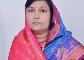 मोठी बातमी ! माळीनगरच्या राजकारणात मोठा भूकंप ; गावपुढार्‍यांच्या त्रासाला कंटाळून सरपंच अनुपमा एकतपुरे यांनी तडकाफडकी दिला राजीनामा, मोहिते पाटील गटाला सर्वात मोठा धक्का