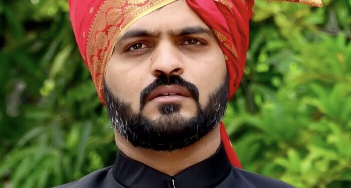 जिल्हा परिषदेचे मुख्य कार्यकारी अधिकारी कुलदीप जंगम ॲक्शन मोडवर ; कर्तव्यात कसूर करणाऱ्या 5 ग्रामपंचायत अधिकाऱ्यांना दिली कारवाईची नोटीस, कामचोर कर्मचाऱ्यात खळबळ